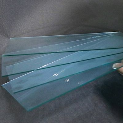 Buon prezzo Vetro di silicato di alluminio medio e ultra-claro per protettore di schermo antiriflesso in linea