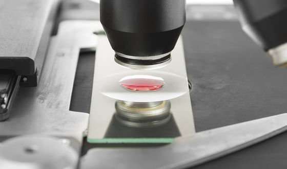 Buon prezzo Materiale di base in vetro per diapositive DOL trasparente otticamente ≥ 500Mpa Spessore opzionale 0,25 mm-2 mm in linea