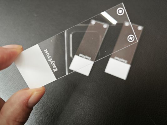 Buon prezzo Pannelli di vetro grezzo ultrabianco La scelta definitiva per la fabbricazione di diapositive per microscopi DOL ≥500Mpa in linea